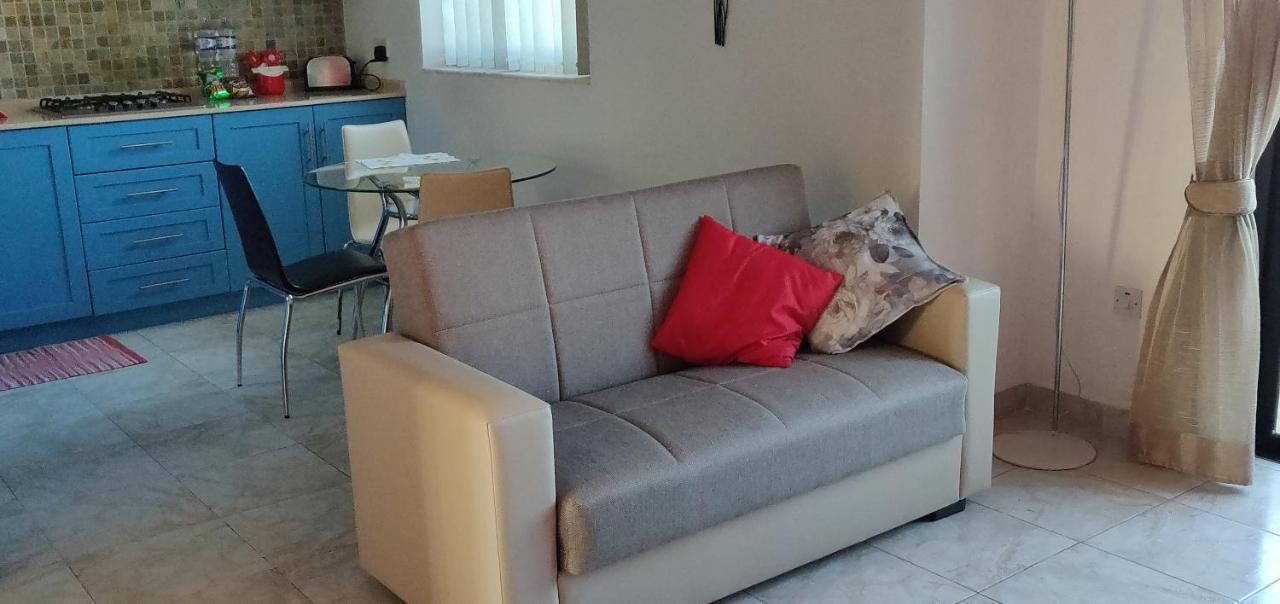 Apartmán Panoramic Penthouse In Marsascala Which Enjoys Sea And Country Views Marsaskala Exteriér fotografie