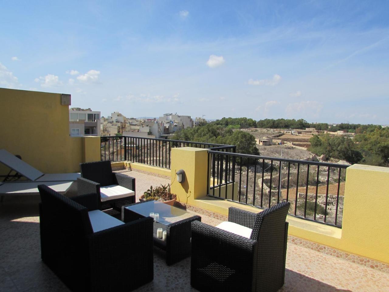 Apartmán Panoramic Penthouse In Marsascala Which Enjoys Sea And Country Views Marsaskala Exteriér fotografie