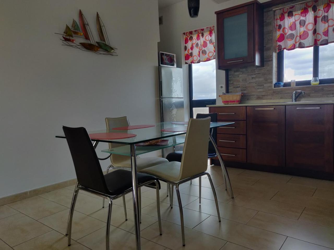 Apartmán Panoramic Penthouse In Marsascala Which Enjoys Sea And Country Views Marsaskala Exteriér fotografie