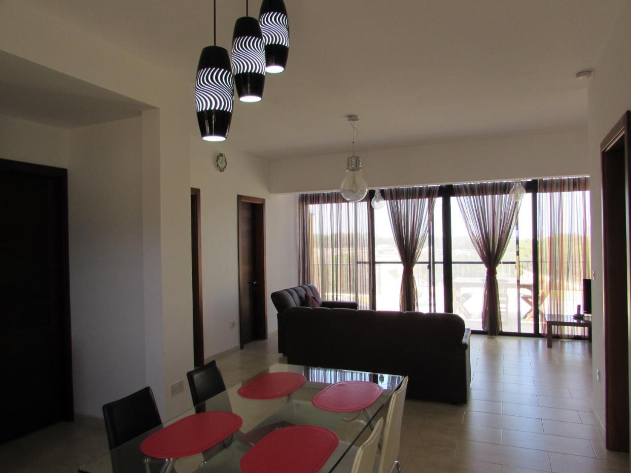Apartmán Panoramic Penthouse In Marsascala Which Enjoys Sea And Country Views Marsaskala Exteriér fotografie